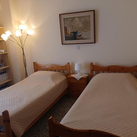 Seaside Family Apartment Loutraki Luaran gambar