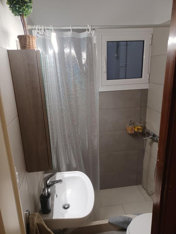 Seaside Family Apartment Loutraki Luaran gambar